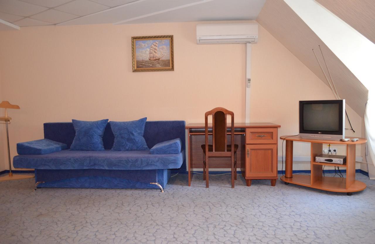 Kozatska Zastava Motel Kropywnycki Zewnętrze zdjęcie